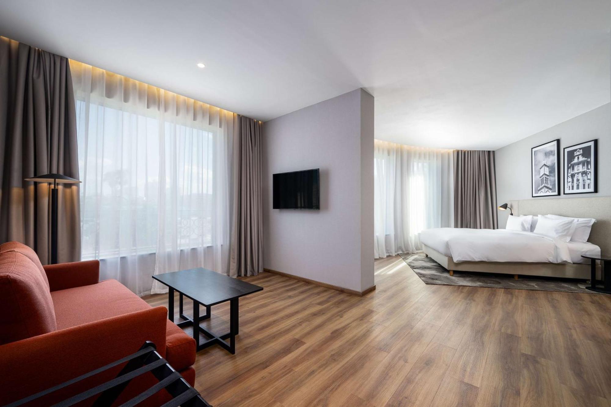 Radisson Gauthier La Citadelle Hotel 4*