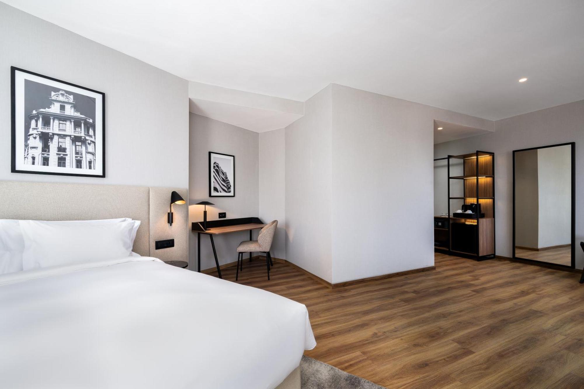 Radisson Gauthier La Citadelle Hotel